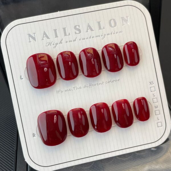 Ethereal Flame Elly nail and jewel set