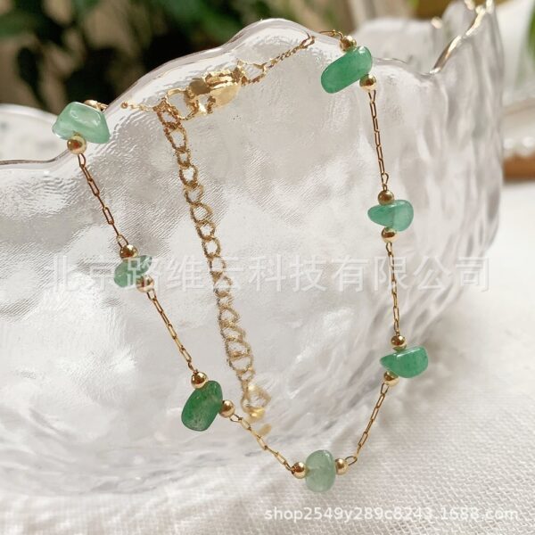 Green Aventurine Grace nail and jewel set - Image 2
